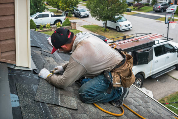 Professional Roof Installation technician working in Amherst, TX